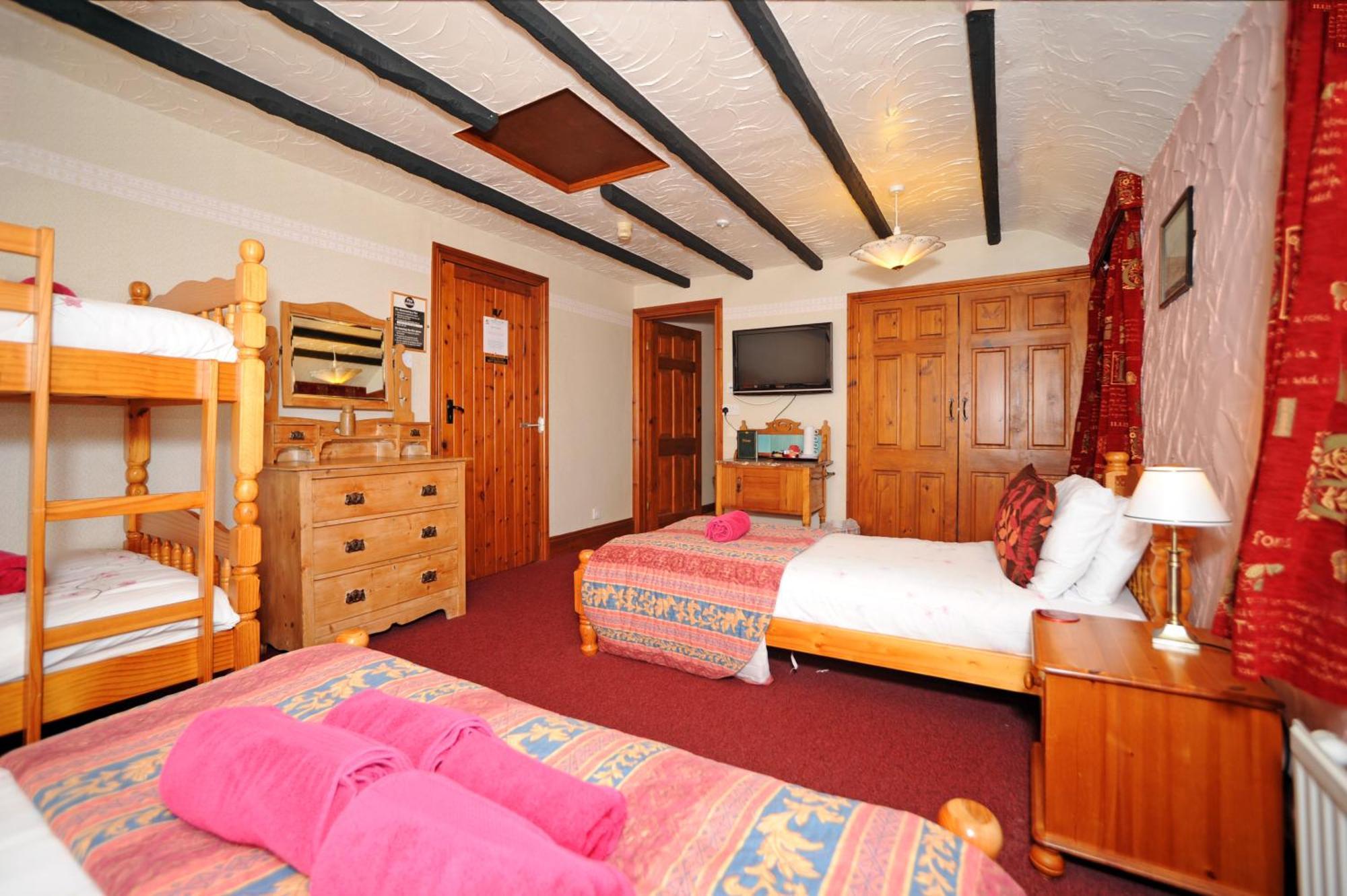 The West Country Inn Clovelly Eksteriør billede