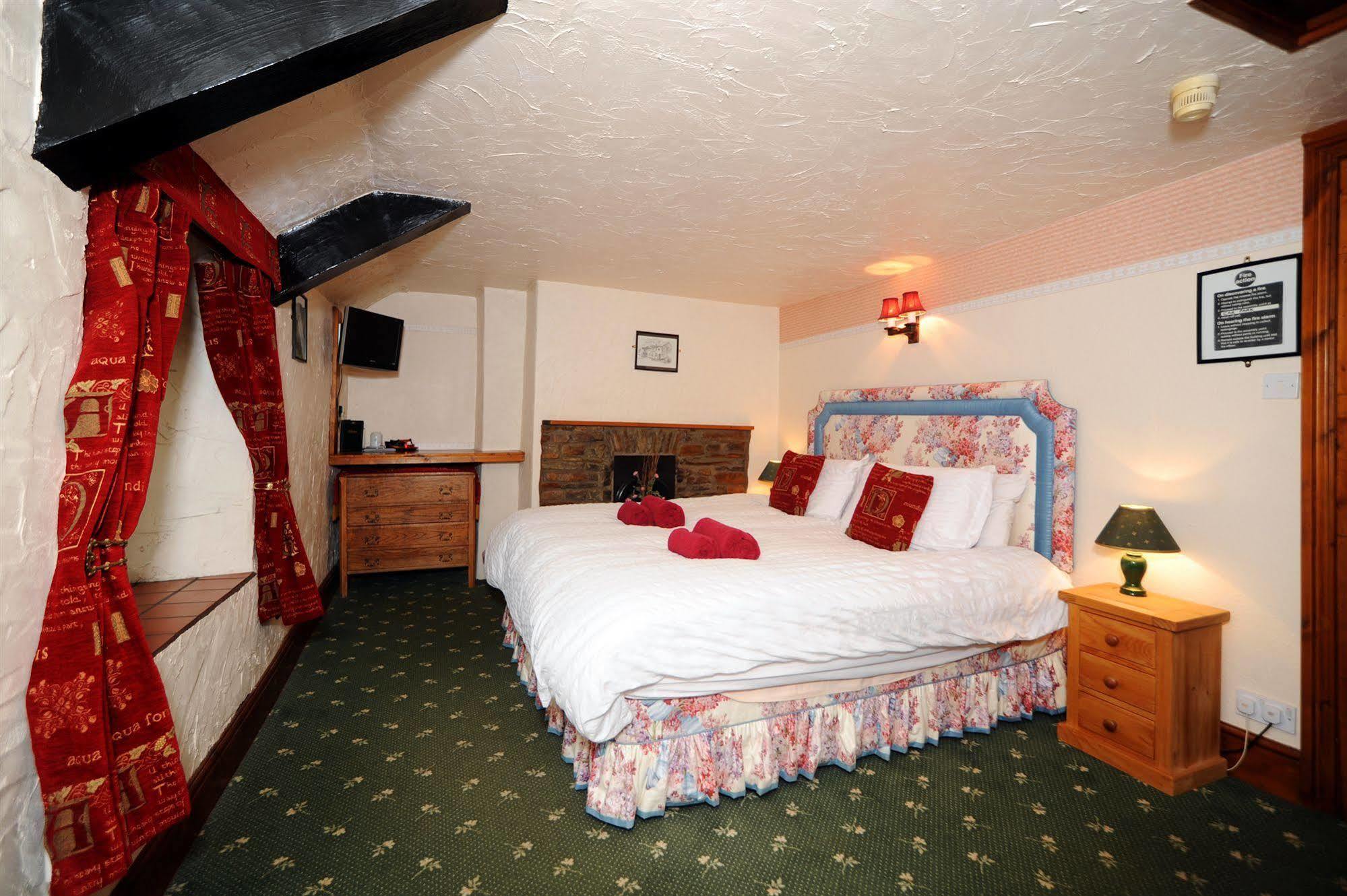 The West Country Inn Clovelly Eksteriør billede